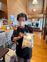 9月30日（水）、「子ども食堂」へお米を寄付させて頂きました